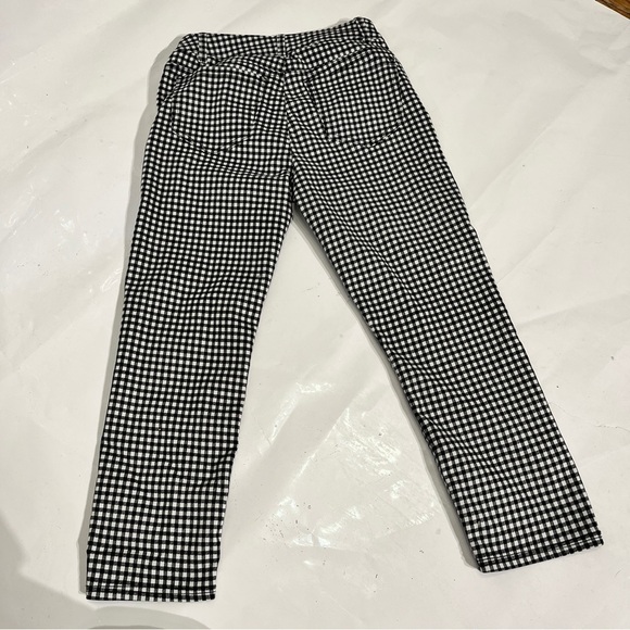 Peter nygard Straight legged white and black checkered button up pants - Picture 3 of 12